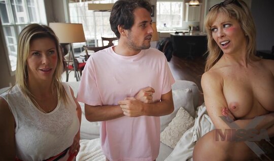 The guy got into group sex with his mother and lustful aunt