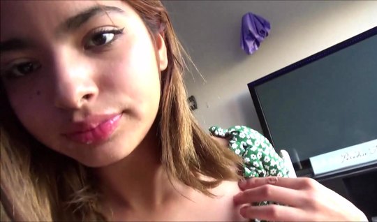 Close-up home fucked vagina satisfies a student