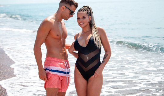 Girl with big milkings gets fucked in nature with cancer