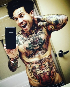 Смол Хэндс или Маленькая Ладошка - Small Hands